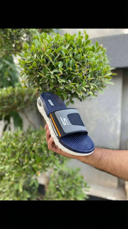 Skecher OG Slides - Eaze