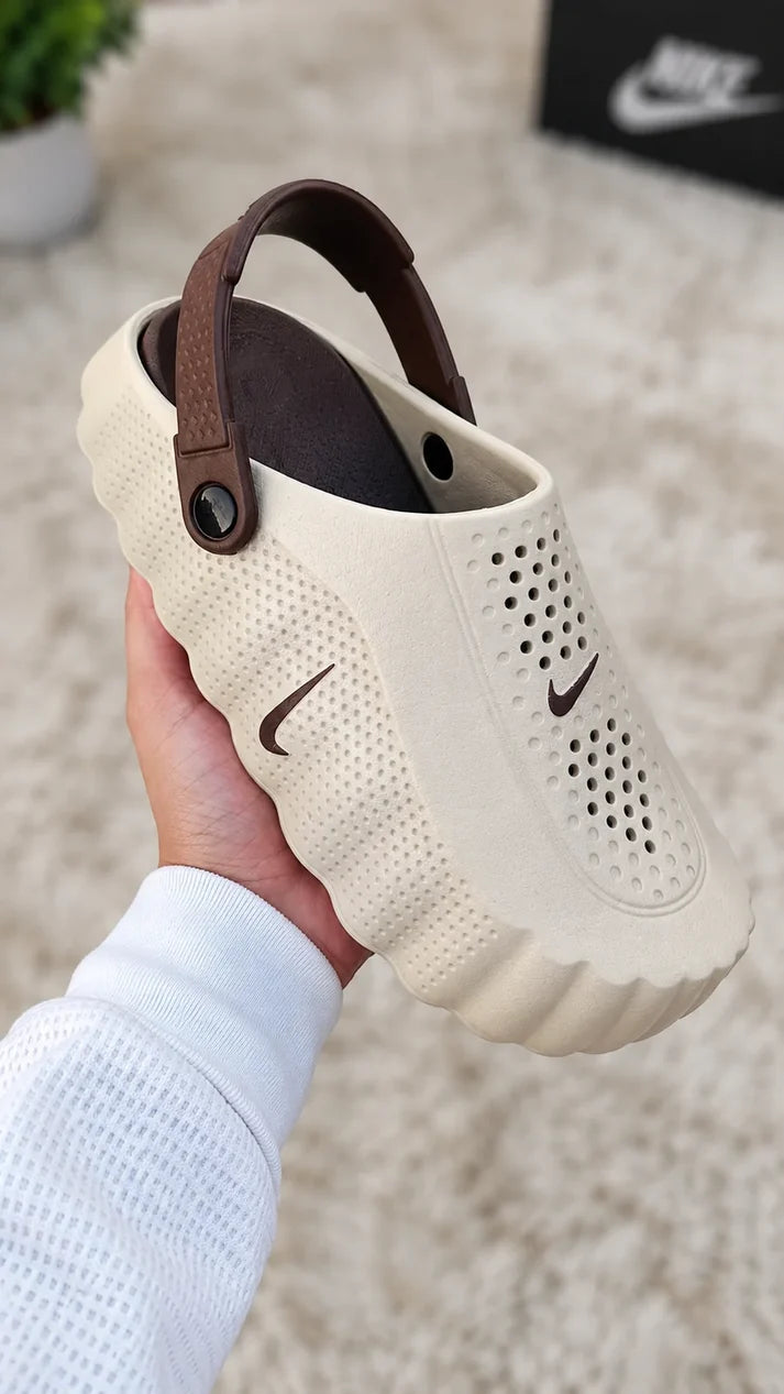 AirWalk Clogs